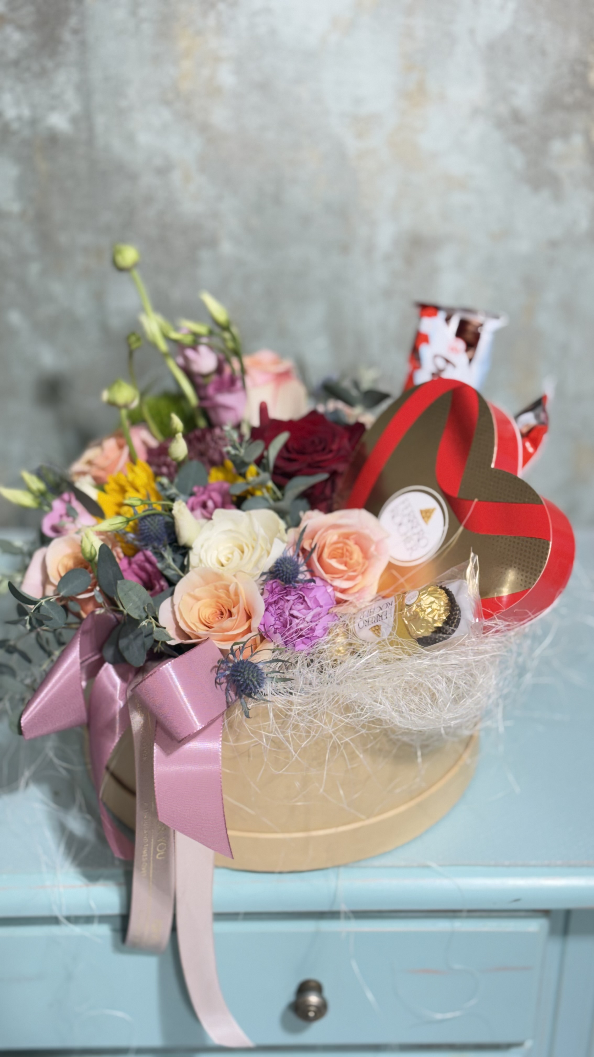 Flores y dulces